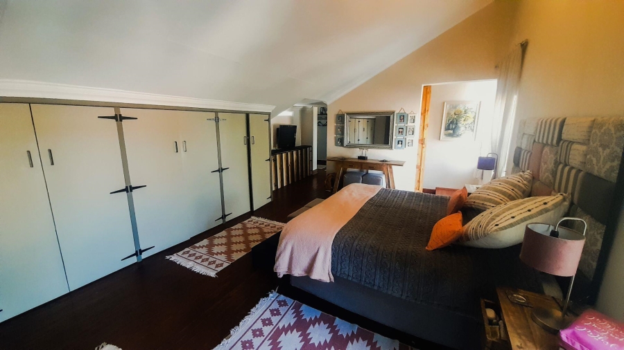 4 Bedroom Property for Sale in Kosmos North West
